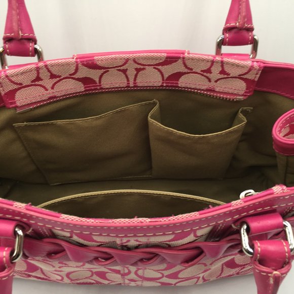 Authentic Coach purse - like new condition - Picture 6 of 8